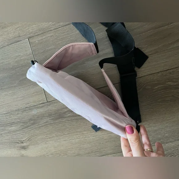 Diesel pink belt bag / fanny pack - Picture 5 of 5